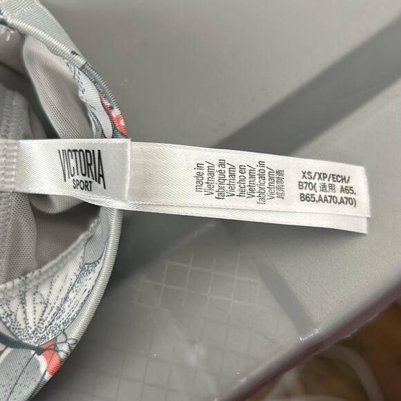 VICTORIA'S SECRET SPORT Butterfly Print Sports Bra Size XS - Picture 5 of 7